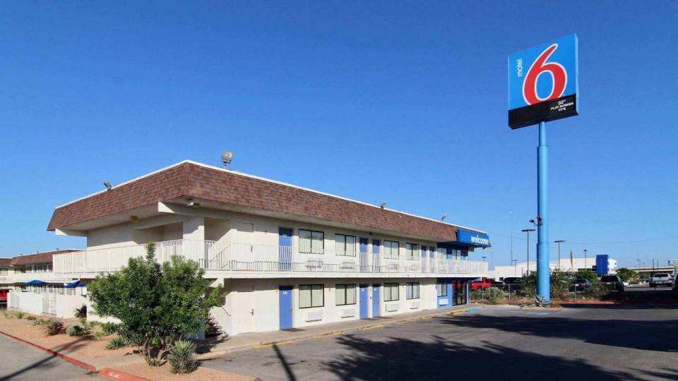 More Photos Of 311 N Bryant Blvd, San Angelo Hotel For Sale