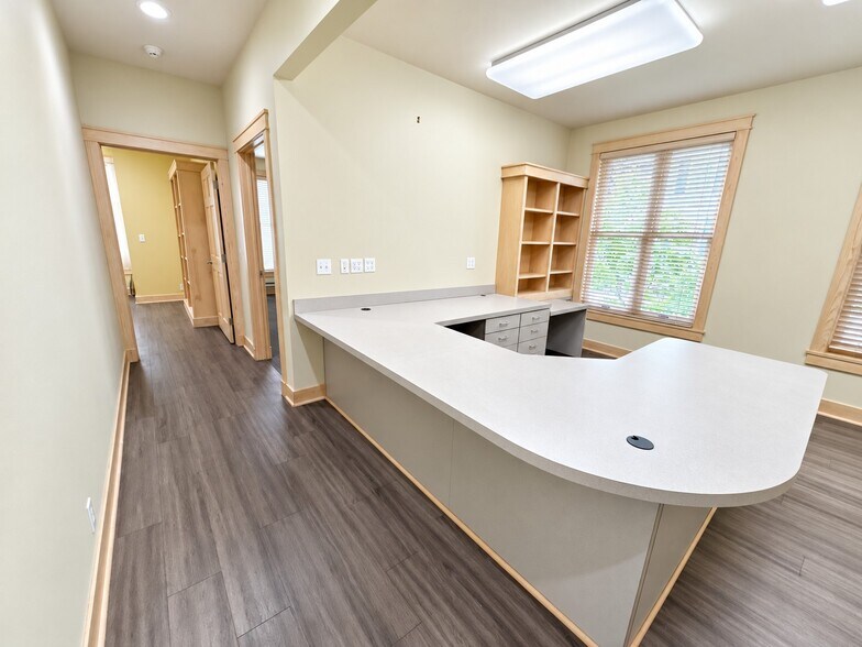 More Photos Of 312 N Water St, Owosso Loft Creative Space For Sale