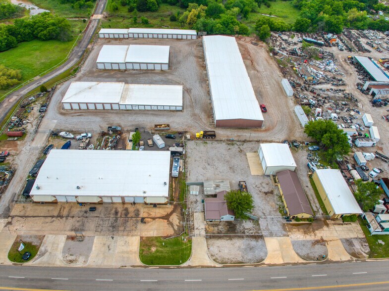 More Photos Of 9201 S Sunnylane Rd, Oklahoma City Self Storage For Lease