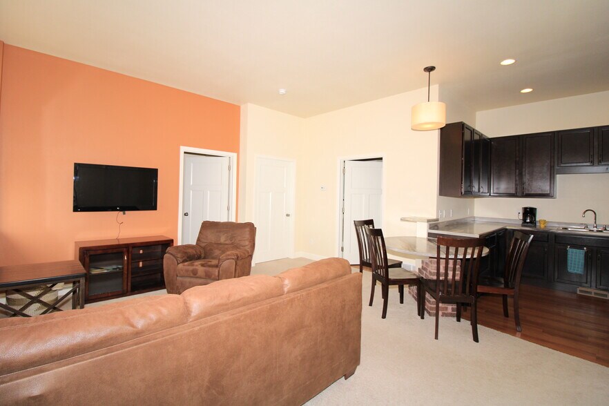 More Photos Of 11 S Main St S, Crosby Apartments For Sale