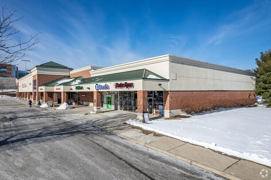 Primary Photo Of 425 Lewandowski St, Lyndhurst General Retail For Lease