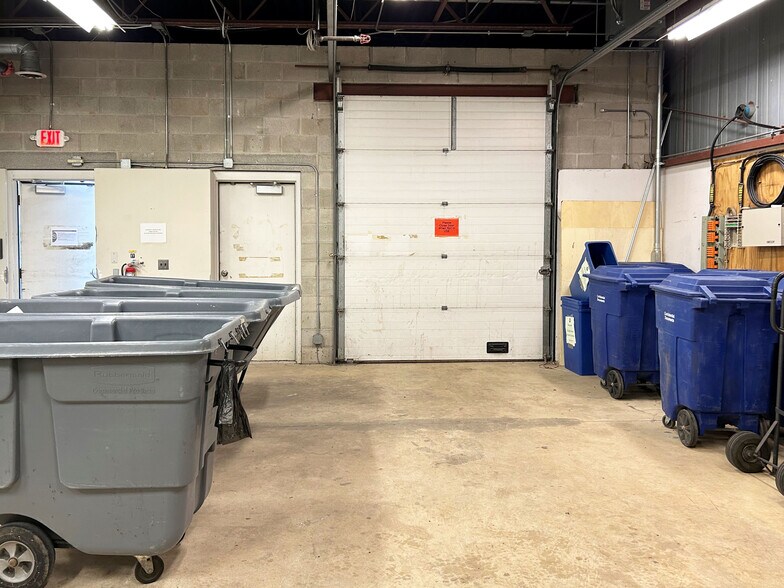 More Photos Of 700 Kms Pl, Ann Arbor Medical For Lease