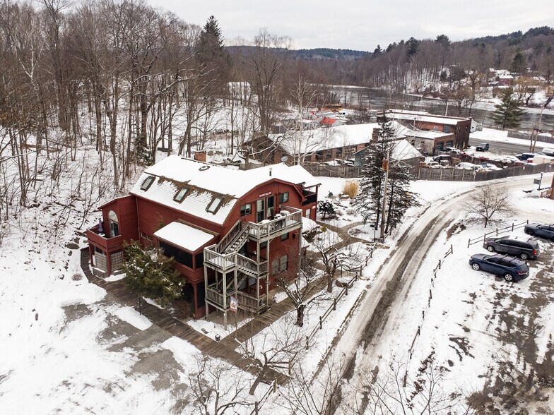 More Photos Of 2 Oak St, West Stockbridge Hospitality For Sale