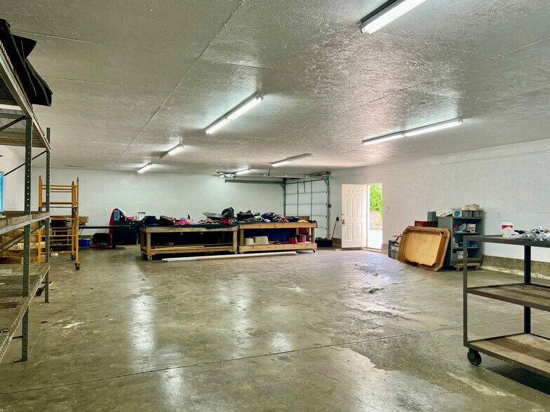 More Photos Of 103 N High St, Franklin Office Residential For Sale
