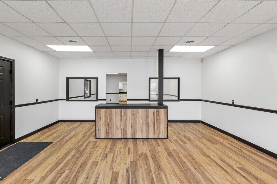 More Photos Of 240 E Park St, Guthrie Industrial For Lease