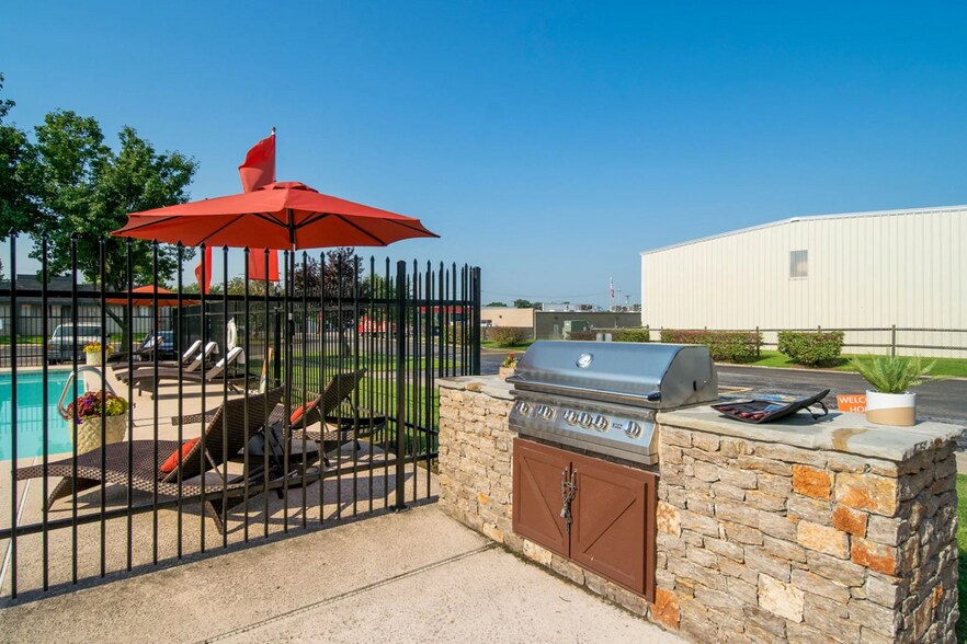 More Photos Of 1311 N Ash Pl, Owasso Apartments For Sale
