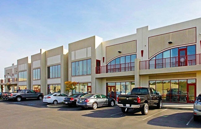 More Photos Of 4470 Yankee Hill Rd, Rocklin Flex For Lease