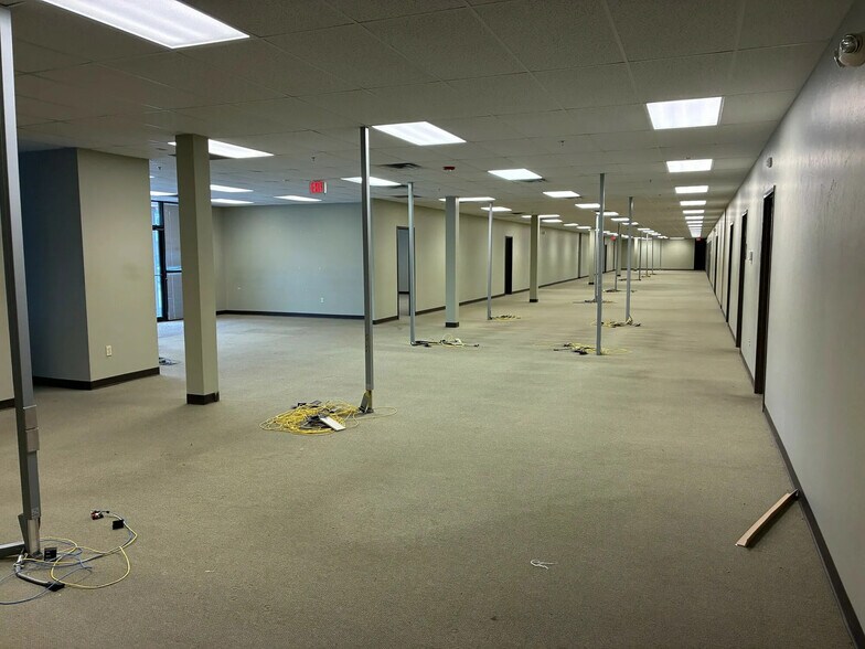 More Photos Of 9210 S Western Ave, Oklahoma City Office For Lease