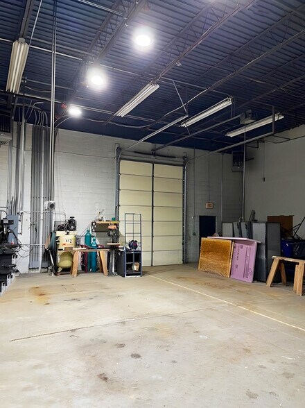 More Photos Of 100 Naamans Rd, Claymont Distribution For Lease