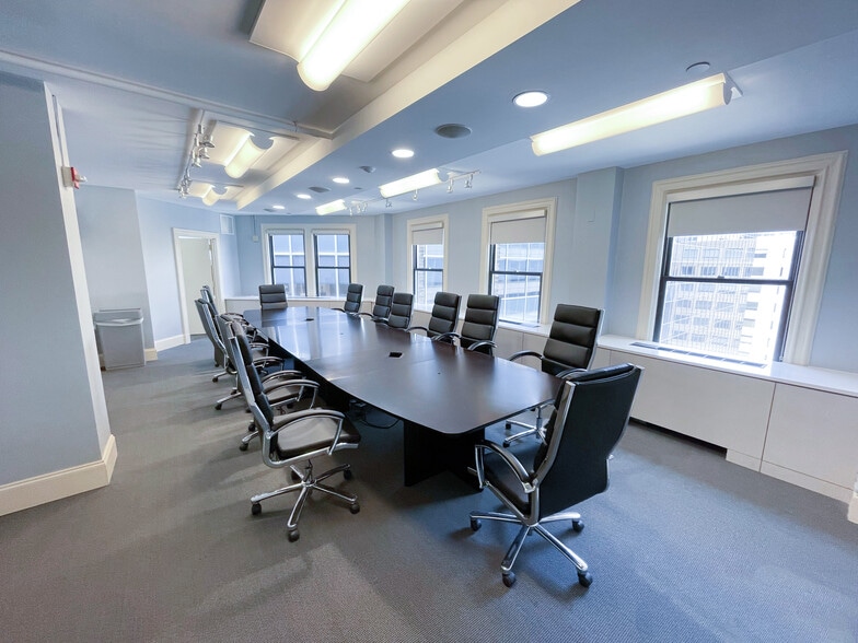 More Photos Of 910 17th St NW, Washington Office For Lease