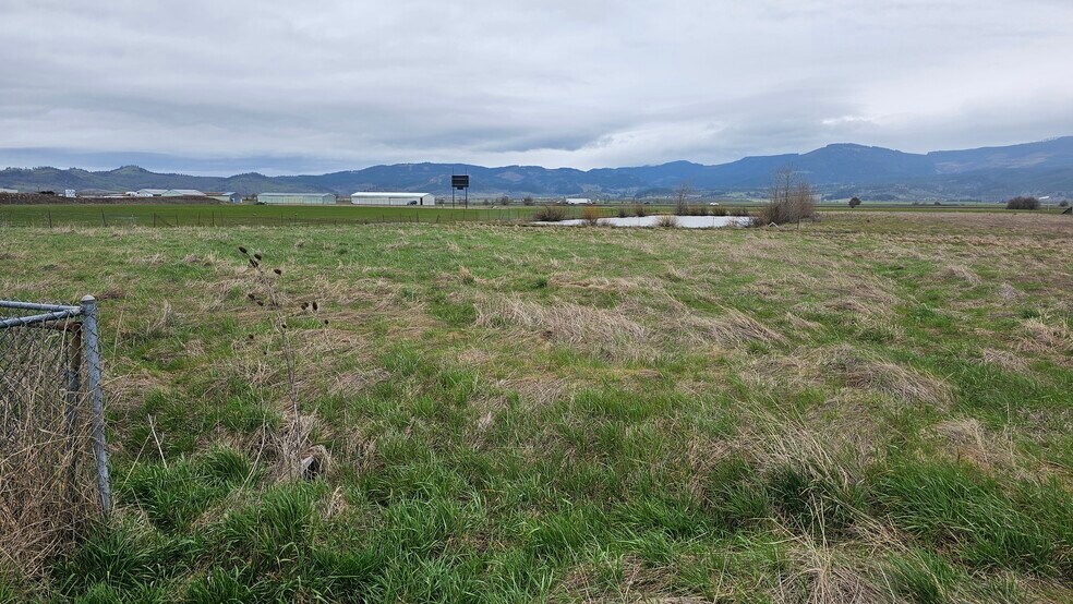 More Photos Of North Coburg Rd @ Diamond Hill Road, Harrisburg Land For Sale