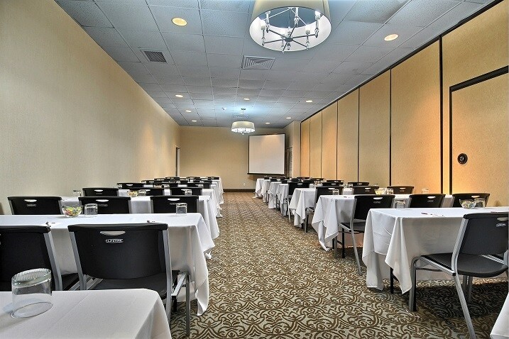 More Photos Of 1471 E Brooks Rd, Memphis Hotel For Sale