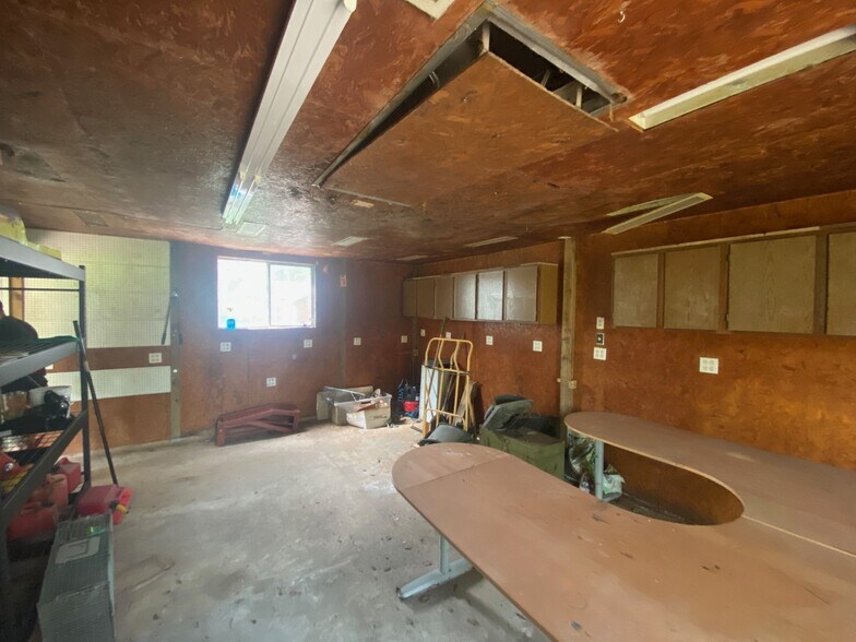 More Photos Of 1702 Bembridge Dr, Spring Land For Sale