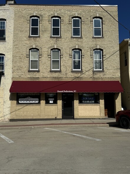 Primary Photo Of 117 S 2nd St, Whitewater Office For Sale