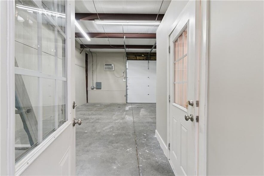 More Photos Of 125 Skyspaces Ct, St Simons Island Office For Sale
