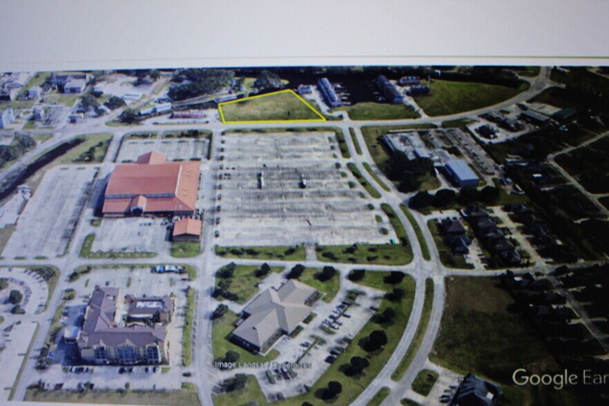 More Photos Of 3019 & 3037 Barrow Street St, Houma Land For Sale