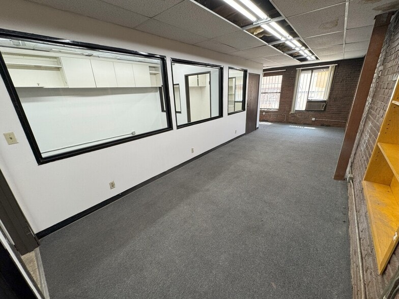 More Photos Of 822-824 Wall St, Los Angeles Storefront Retail Office For Lease