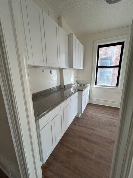 More Photos Of 176 Prospect Park W, Brooklyn Apartments For Sale