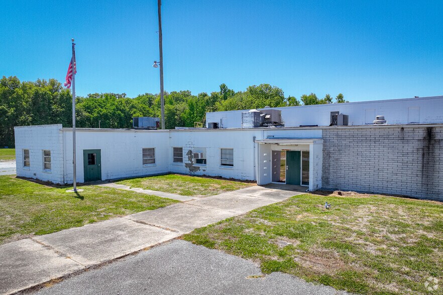 More Photos Of 502 Factory Ave, Ridgely Industrial For Sale