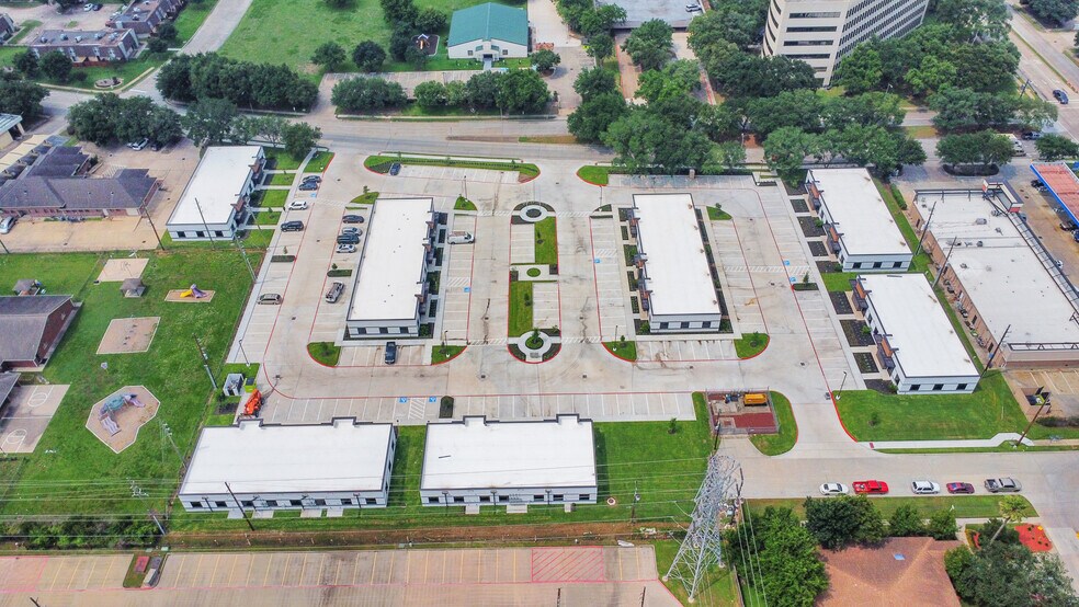 More Photos Of 4807 Sugar Grove Blvd, Stafford Unknown For Lease