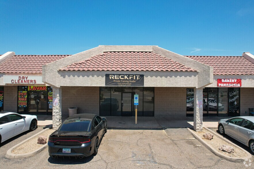 More Photos Of 7620 E McKellips Rd, Scottsdale Storefront For Lease
