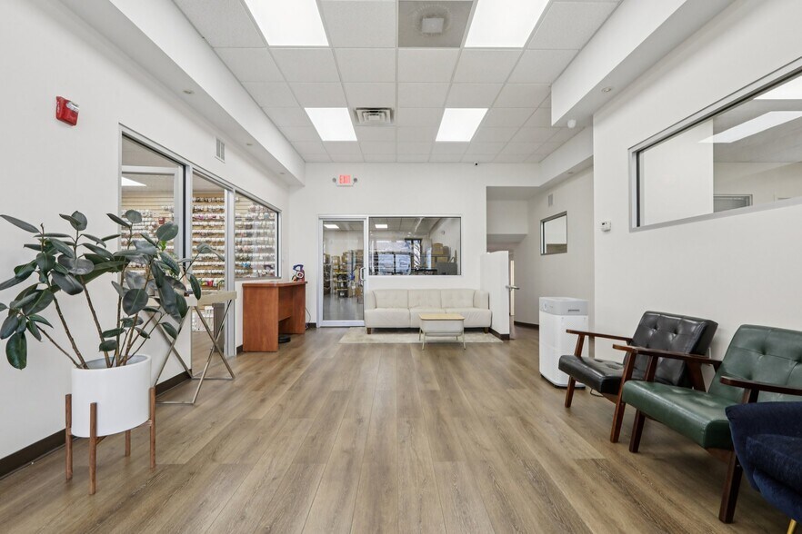 More Photos Of 7-9 Ridgefield, Ridgefield Park Flex For Lease