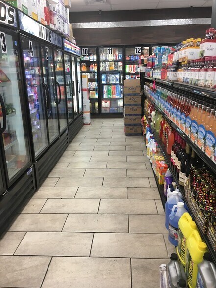 More Photos Of , Saint Louis General Retail For Sale