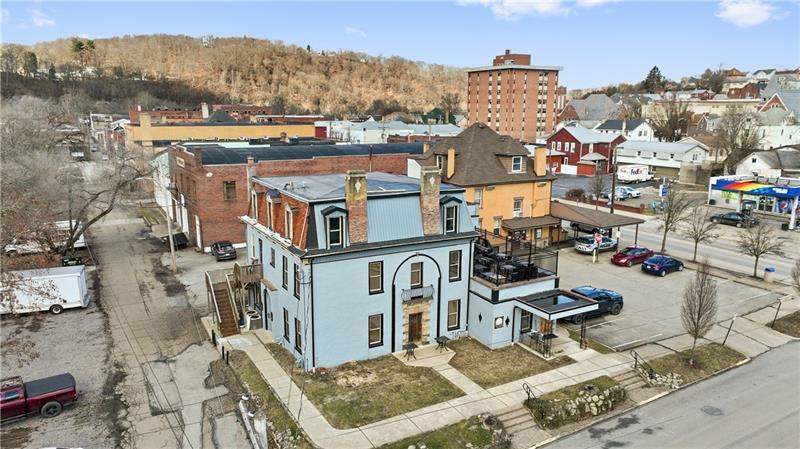 More Photos Of 85 1st St, Leechburg Restaurant For Sale