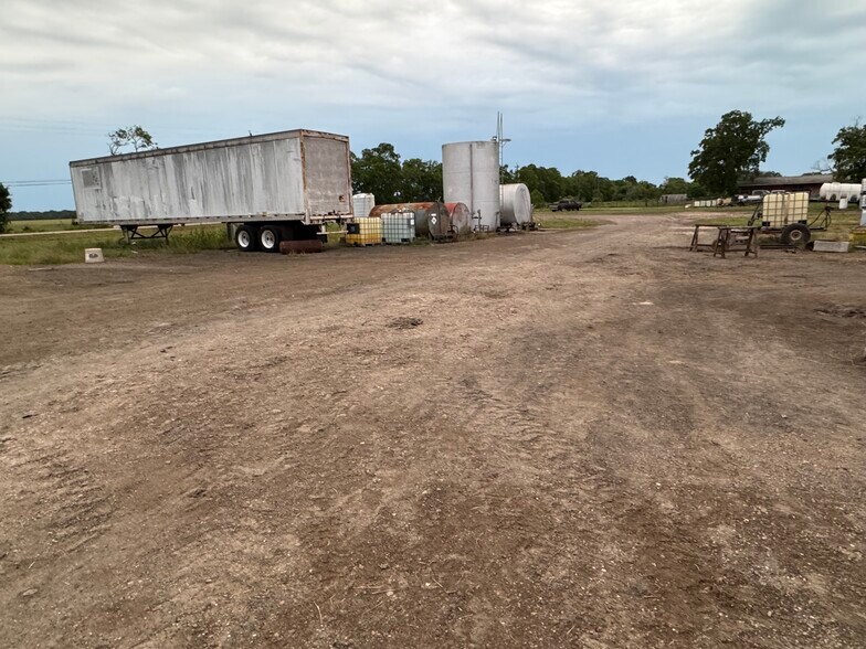 More Photos Of 20025 County Road 48, Rosharon Land For Sale