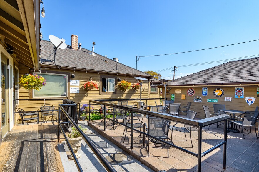 More Photos Of 1227 NW Galveston Ave, Bend Storefront Retail Office For Sale