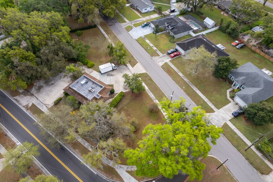 More Photos Of 2025 Flamingo Dr, Bartow Medical For Lease