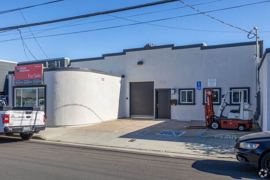 Primary Photo Of 953 Washington St, San Carlos Warehouse For Lease