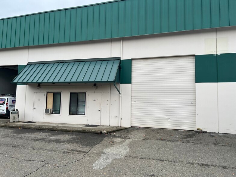 Primary Photo Of 418 NE Repass Rd, Vancouver Industrial For Lease