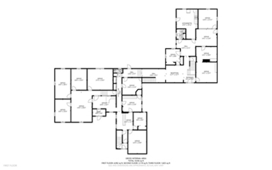 More Photos Of 44 Elm St, Waterville Office For Sale