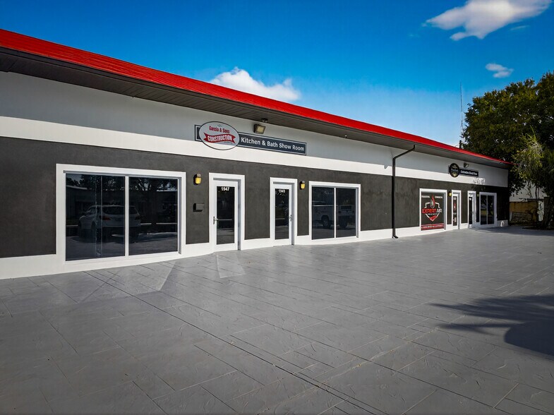 More Photos Of 1947 SW Biltmore St, Port Saint Lucie Office For Lease