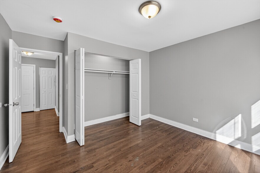 More Photos Of 7733 S South Shore Dr, Chicago Apartments For Sale