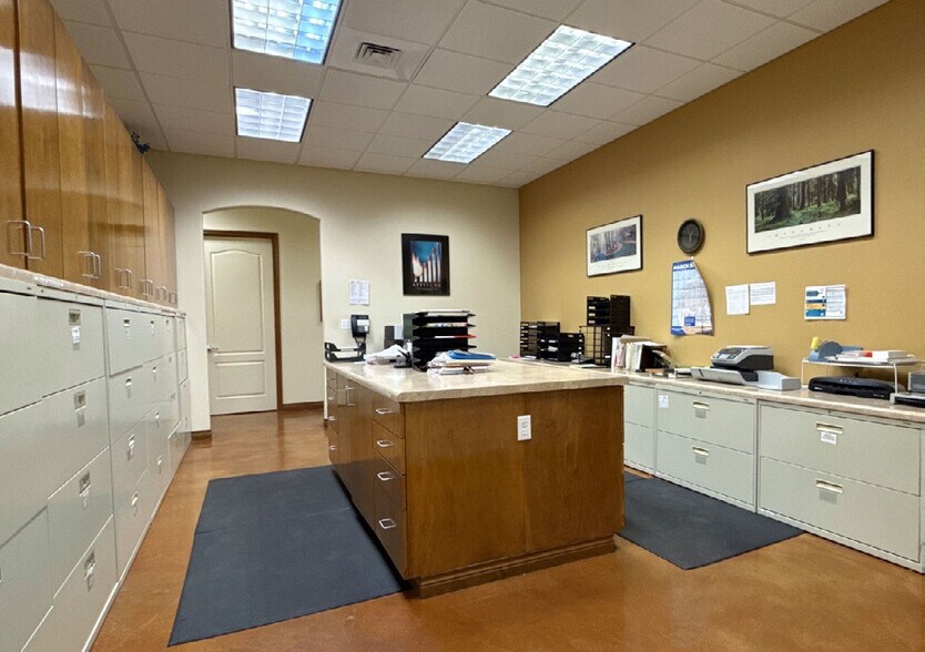 More Photos Of 12831 Oconnor Rd, San Antonio Office For Sale