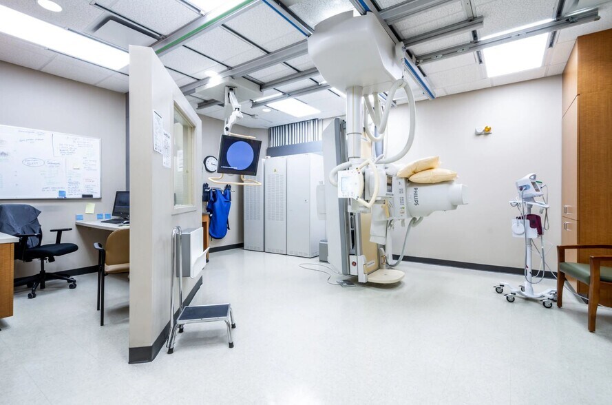 More Photos Of 2900 Richmond Ave, Houston Medical For Lease