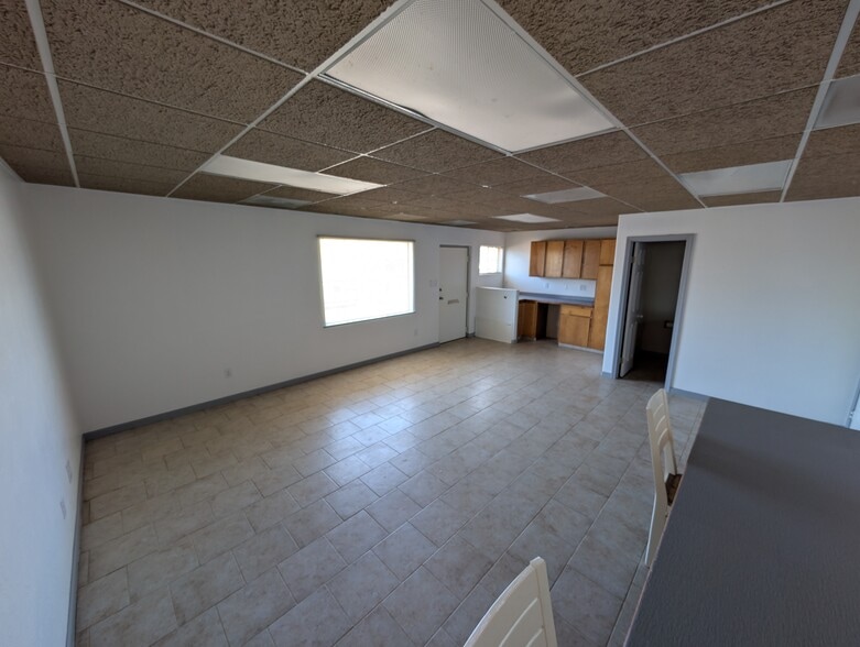 More Photos Of 2537 Weston Rd, Colorado Springs Service For Lease