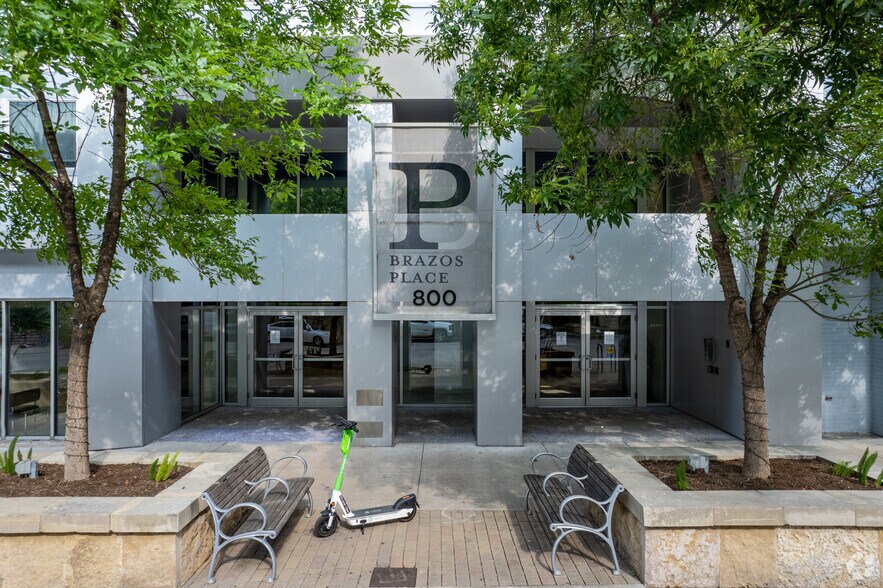 More Photos Of 800 Brazos St, Austin Apartments For Sale