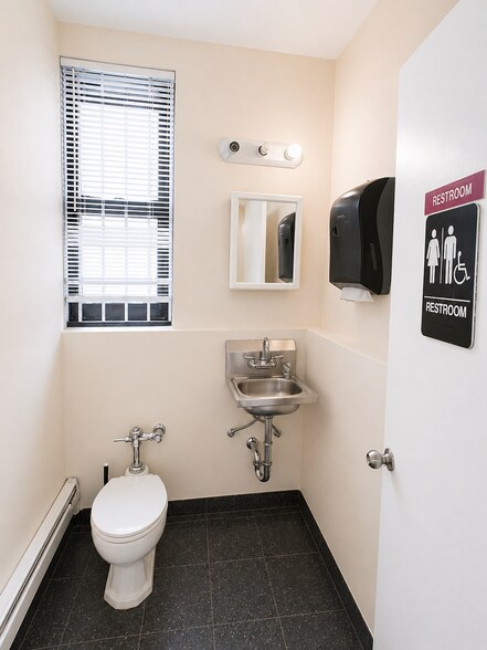 More Photos Of 235 E 22nd St, New York Apartments For Sale