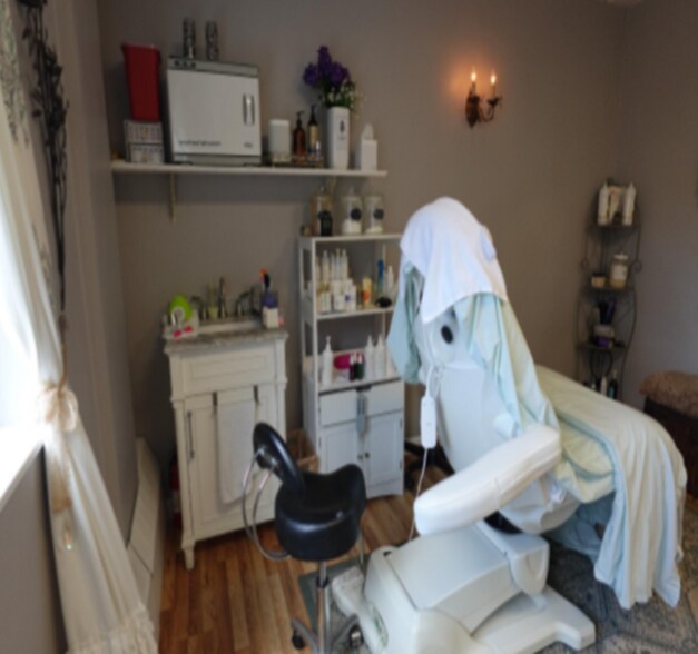 More Photos Of 2 Stowe Rd, Peekskill Medical For Sale