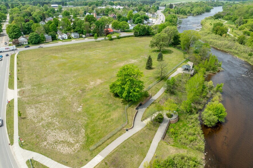 More Photos Of 906 N State St, Big Rapids Land For Sale