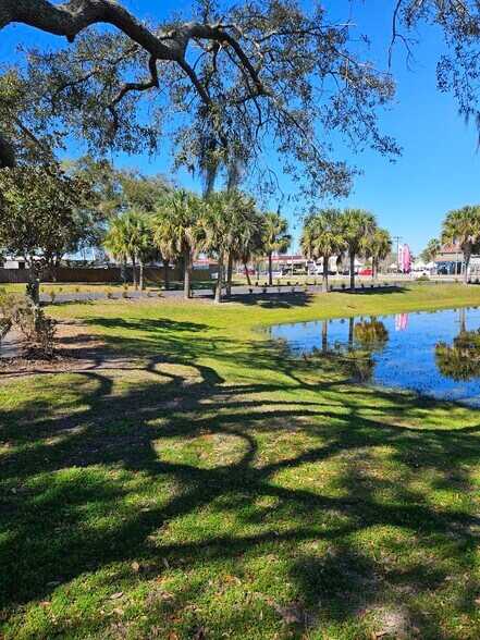 More Photos Of 10011-10021 Water Works Ln, Riverview Medical For Sale