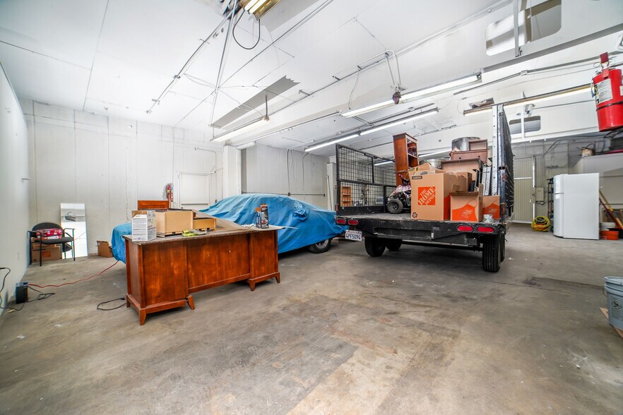 More Photos Of 343 N Clark Ave, Pomona Warehouse For Sale