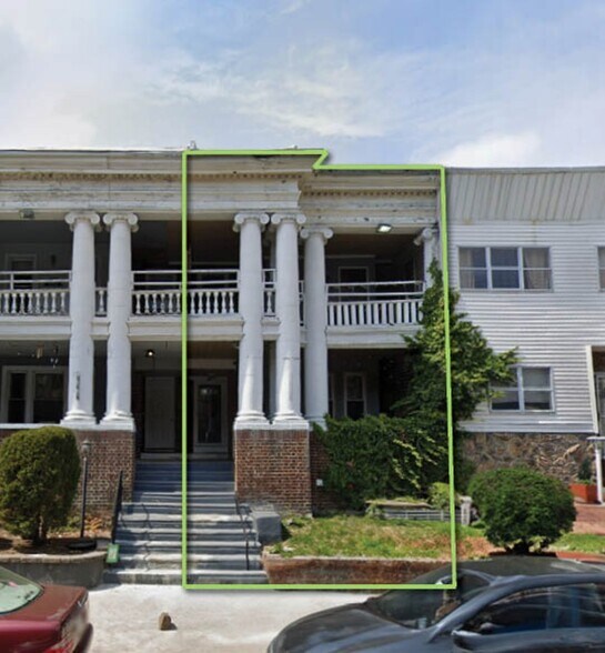 Primary Photo Of 118 S 46th St, Philadelphia Multifamily For Sale