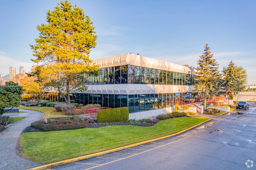 More Photos Of 4299 Canada Way, Burnaby Office For Lease