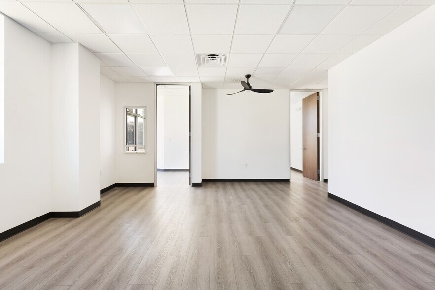 More Photos Of 19964 Franz Rd, Katy Warehouse For Sale