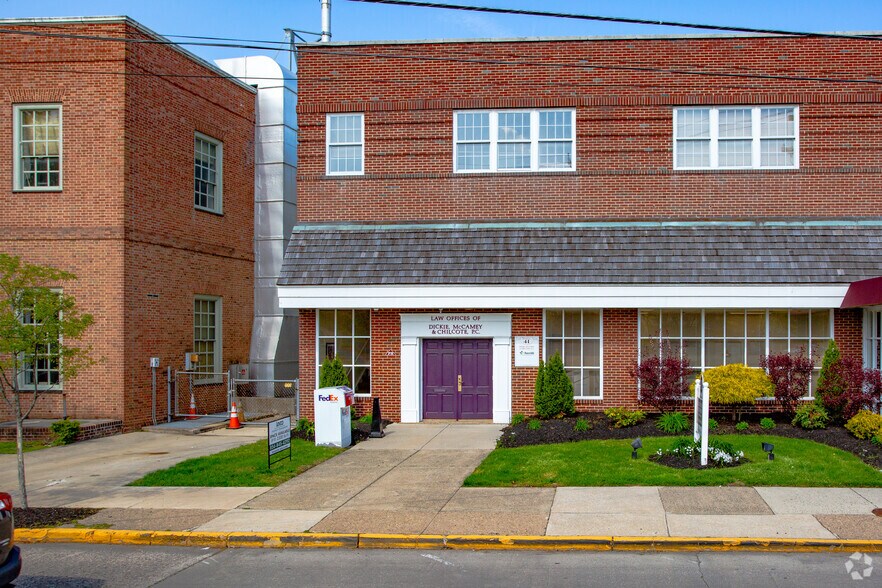 More Photos Of 41 S Haddon Ave, Haddonfield Office For Lease