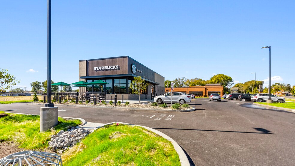 More Photos Of 105 E Highway 50, O'Fallon Restaurant For Sale